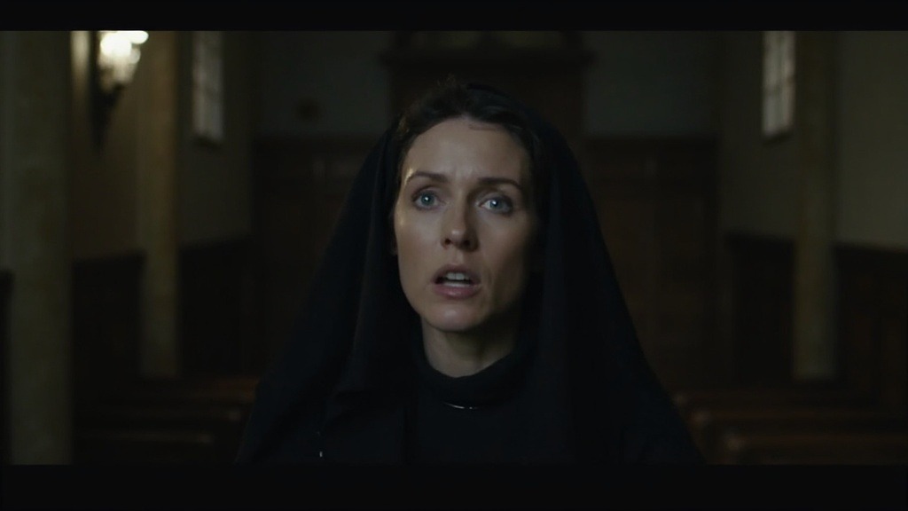 ‘Paradise에서의 Julianne Nicholson 감정의 깊이를 보여준 역할