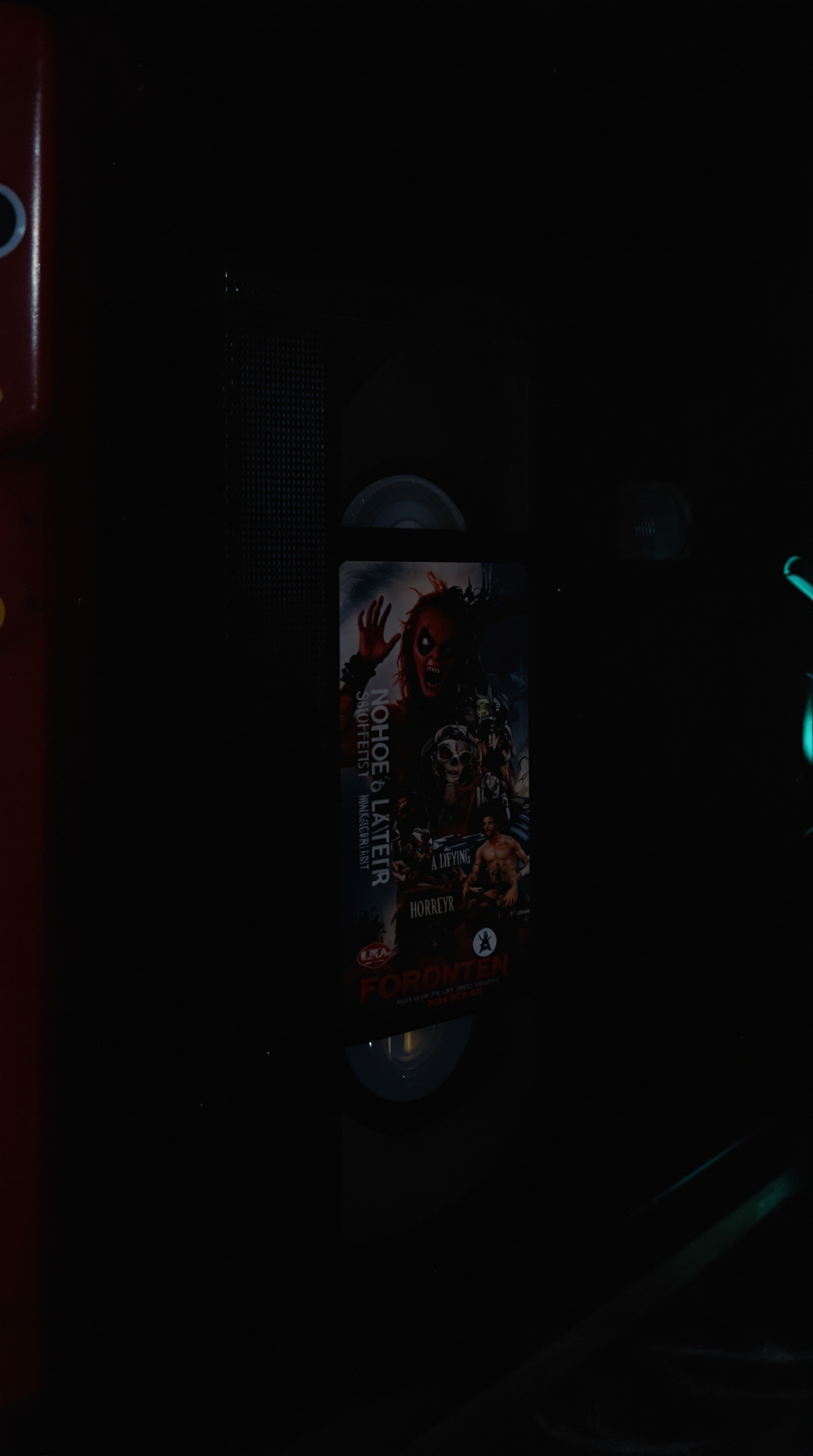 블랙폰 2에 영감을 준 잊혀진 80년대 공포 영화의 흔적