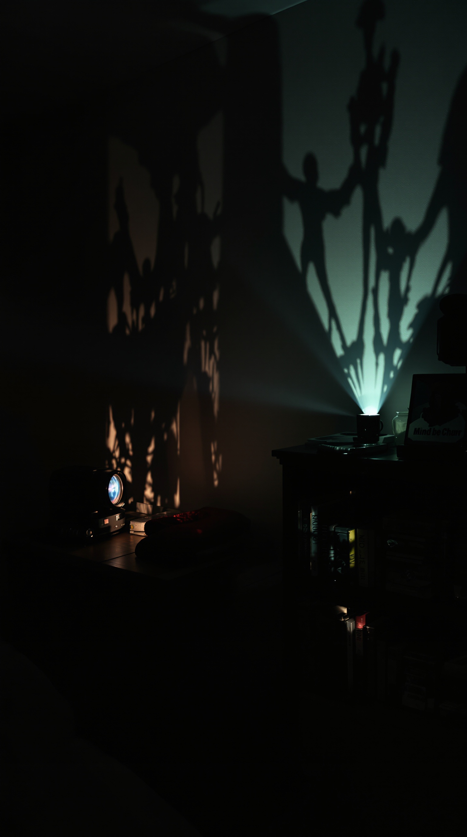 숨은 명작과 인디 코즈믹 호러 추천